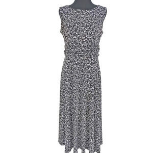 Dress Barn Woman Black White Fit&Flare Dress Size 8 Stretch Bodice Lined Ruched